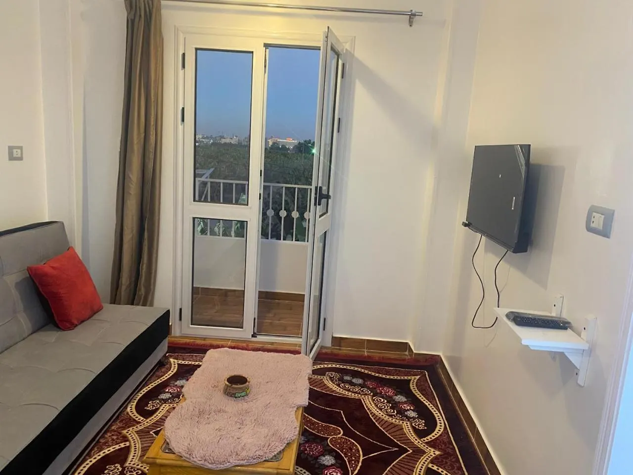 Nanis Guest House Nile View Luxor Apartment